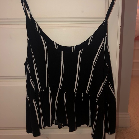PacSun spaghetti strap tank top size medium - Picture 2 of 3